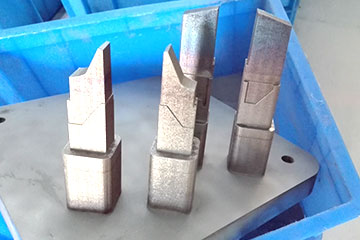 3D-printed precision automotive mold components