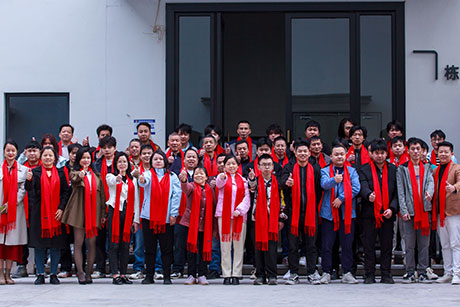 A group photo of DT Printing Factory