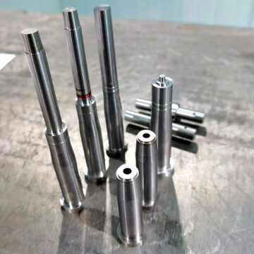 The metal 3D - printed molding cores of injection molds (core / insert, including sleeve cores) by DT 3D printing factory