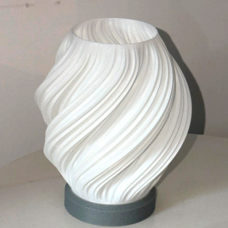 3D Printed Vase-shaped Table Lamp